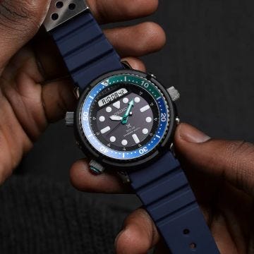 Seiko Tropical Lagoon Hybrid Diver's Limited Edition Prospex 47.8mm, Black Dial, Solar Quartz Movement, Stainless Steel Case, Silicone Strap Watch SNJ039P1