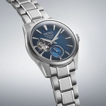 Seiko Ao Sharp Edge Prospex 40mm, Blue Dial, Automatic Movement, Stainless Steel Case, Stainless Steel Bracelet Watch SPB417J1