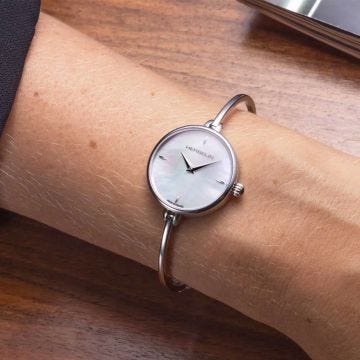 Herbelin Fil 26mm, Mother of Pearl Dial, Quartz Movement, Stainless Steel Bangle Watch
