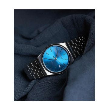 Standard 40mmx35mm Blue Dial Quartz Stainless Steel Bracelet Watch