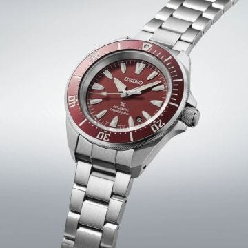 Seiko 4 Red Shog- Urai Diver, Prospex 41.7mm, Red Dial, Automatic Movement, Stainless Steel Case, Stainless Steel Bracelet Watch SRPL11k1