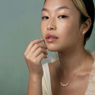 Juvi Yellow Gold Mainie Pearl Necklace. Image one